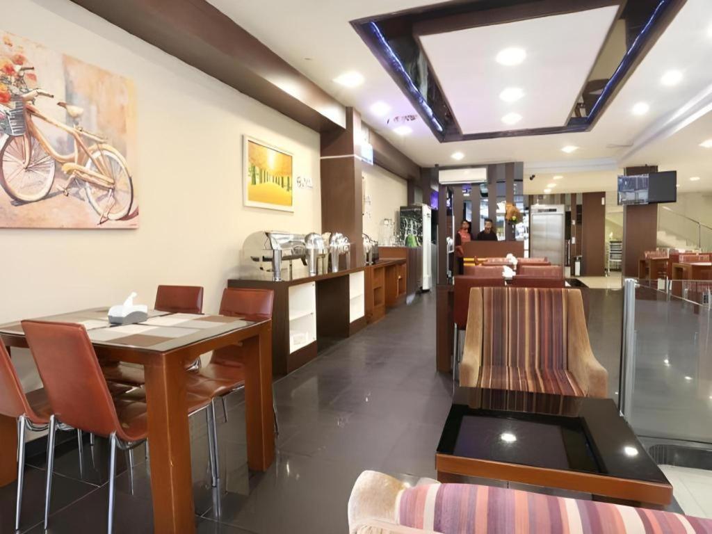 Nagoya One Hotel Екстер'єр фото