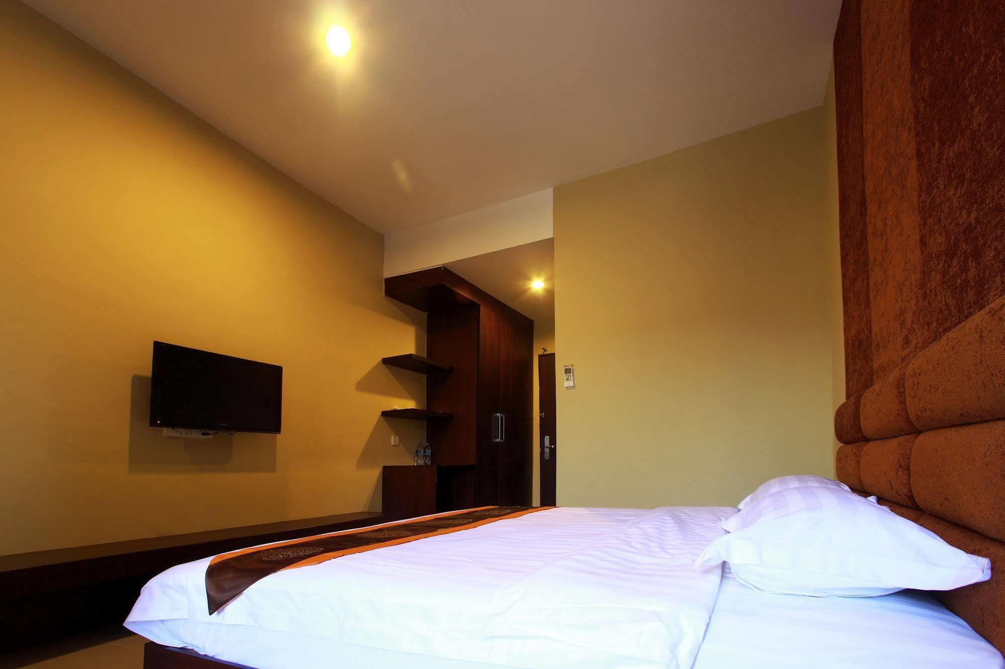 Nagoya One Hotel Екстер'єр фото